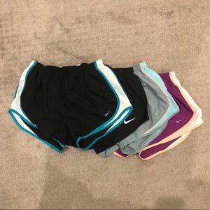4 pairs of M Nike shorts